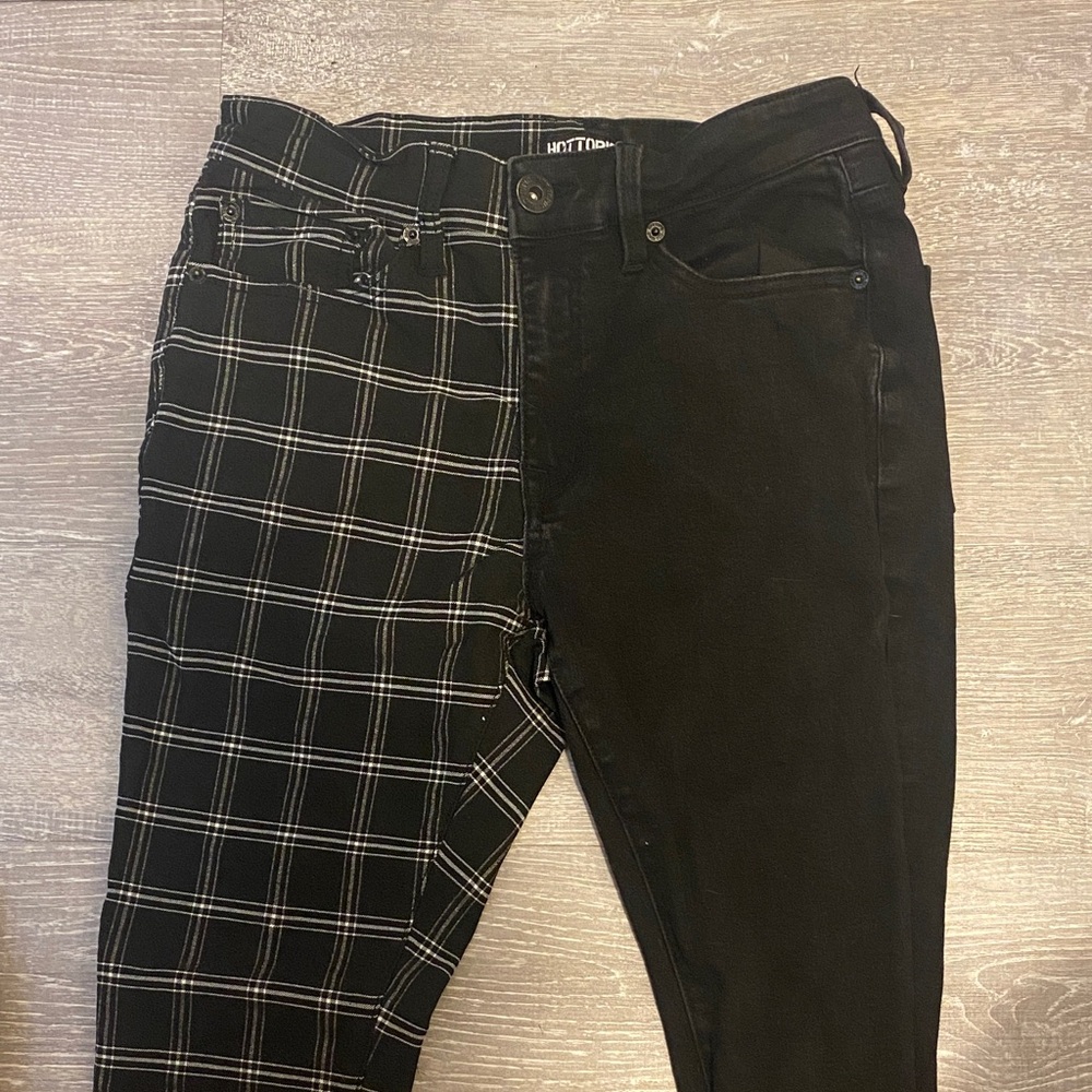 Hot Topic Black and White Plaid Pants